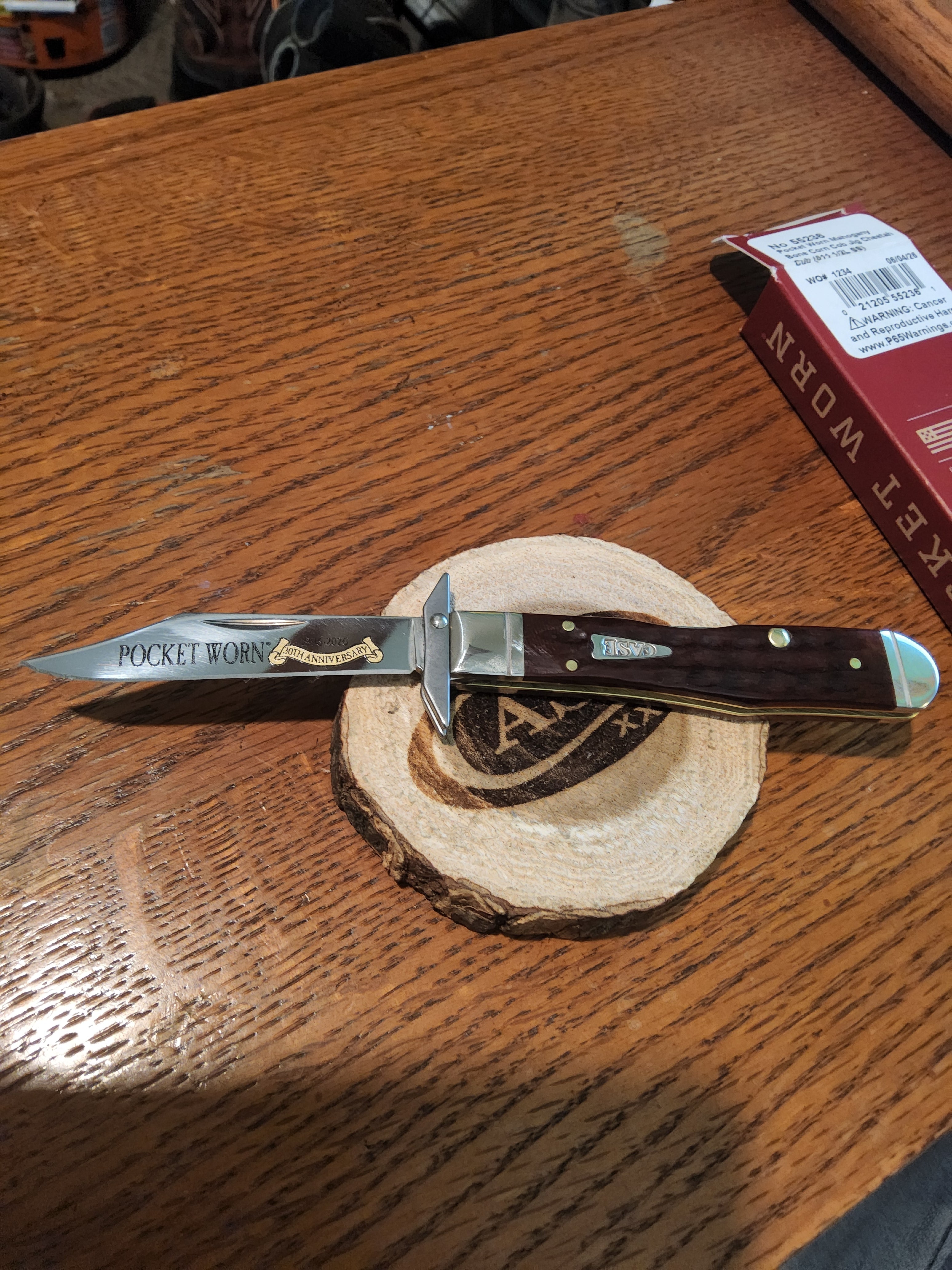 Case Cheetah Cub 55236 Pocket Worn Mahogany Bone Corn Cob Jig
