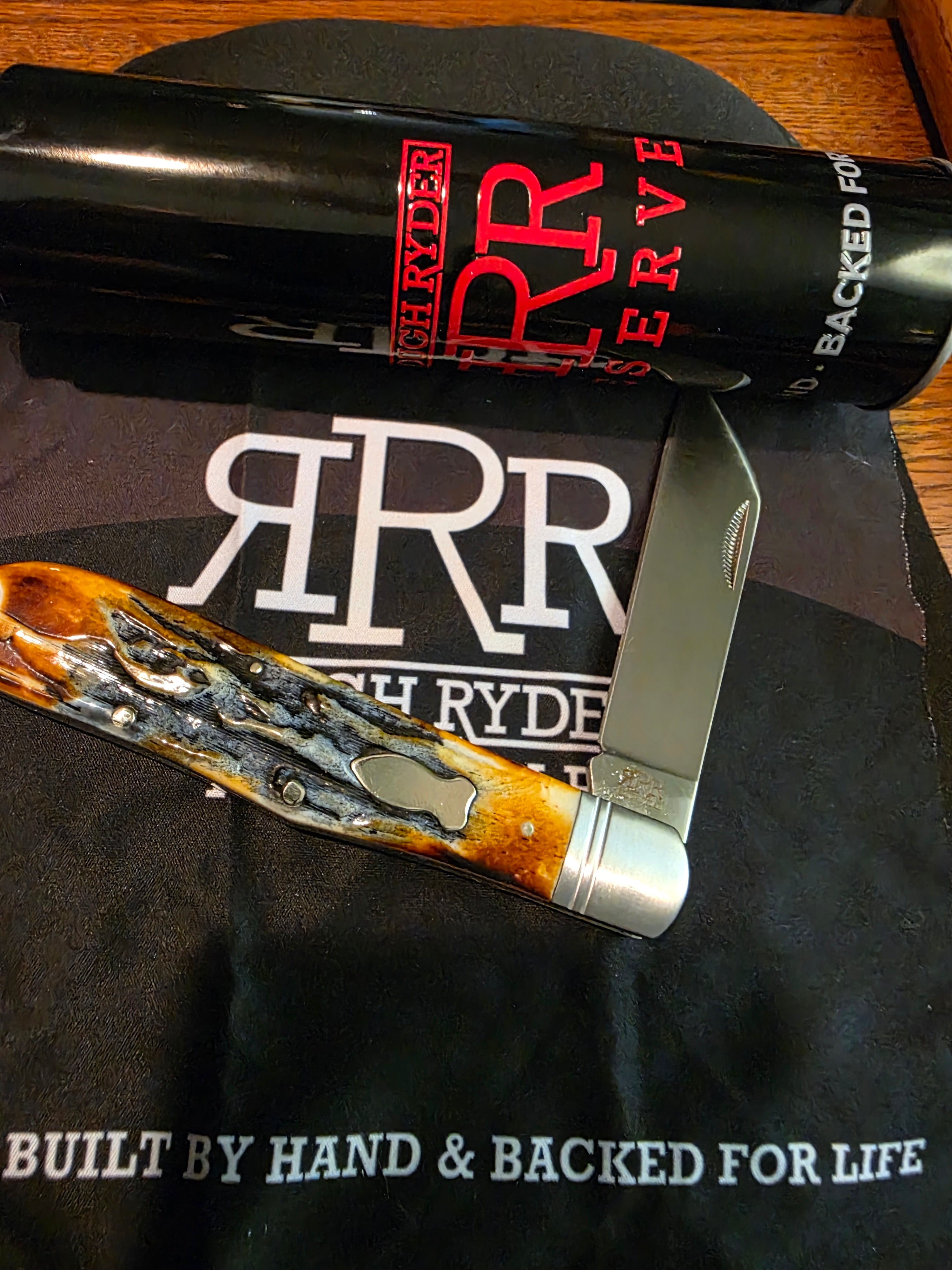 Rough Ryder Reserve Grandaddy Folder D2 Brown Jigged Bone RRR024CB