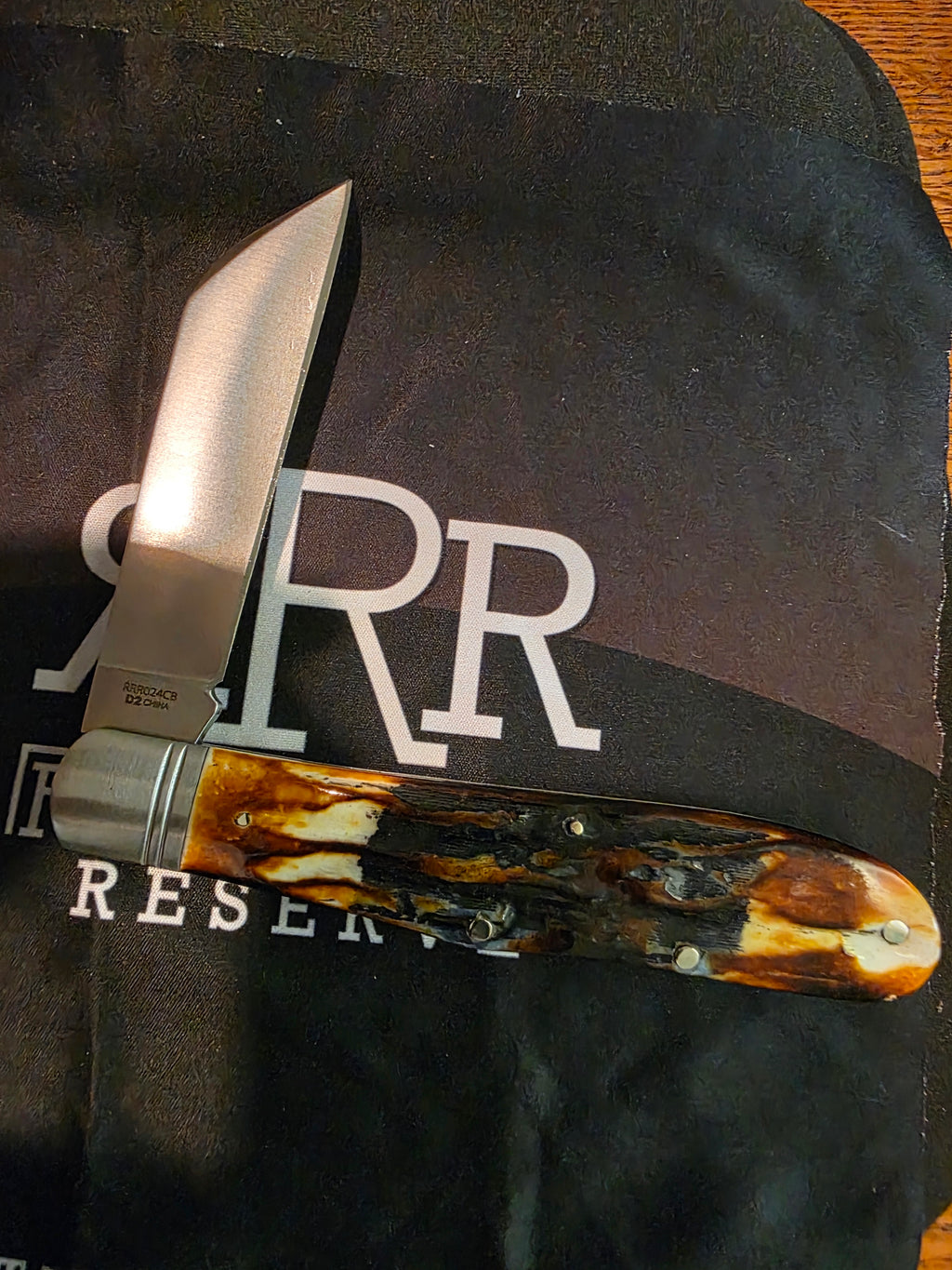 Rough Ryder Reserve Grandaddy Folder D2 Brown Jigged Bone RRR024CB