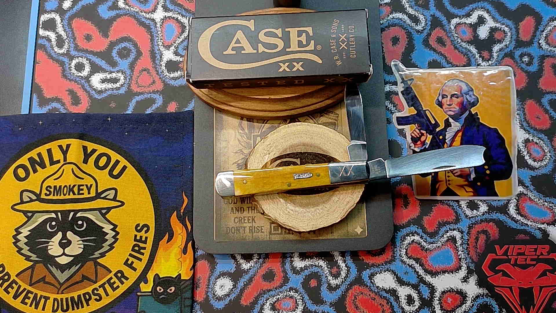 Case XX Smooth Antique Bone Razor Jack (61051 SS) - "Tested XX" Engraved Bolsters - NIB
