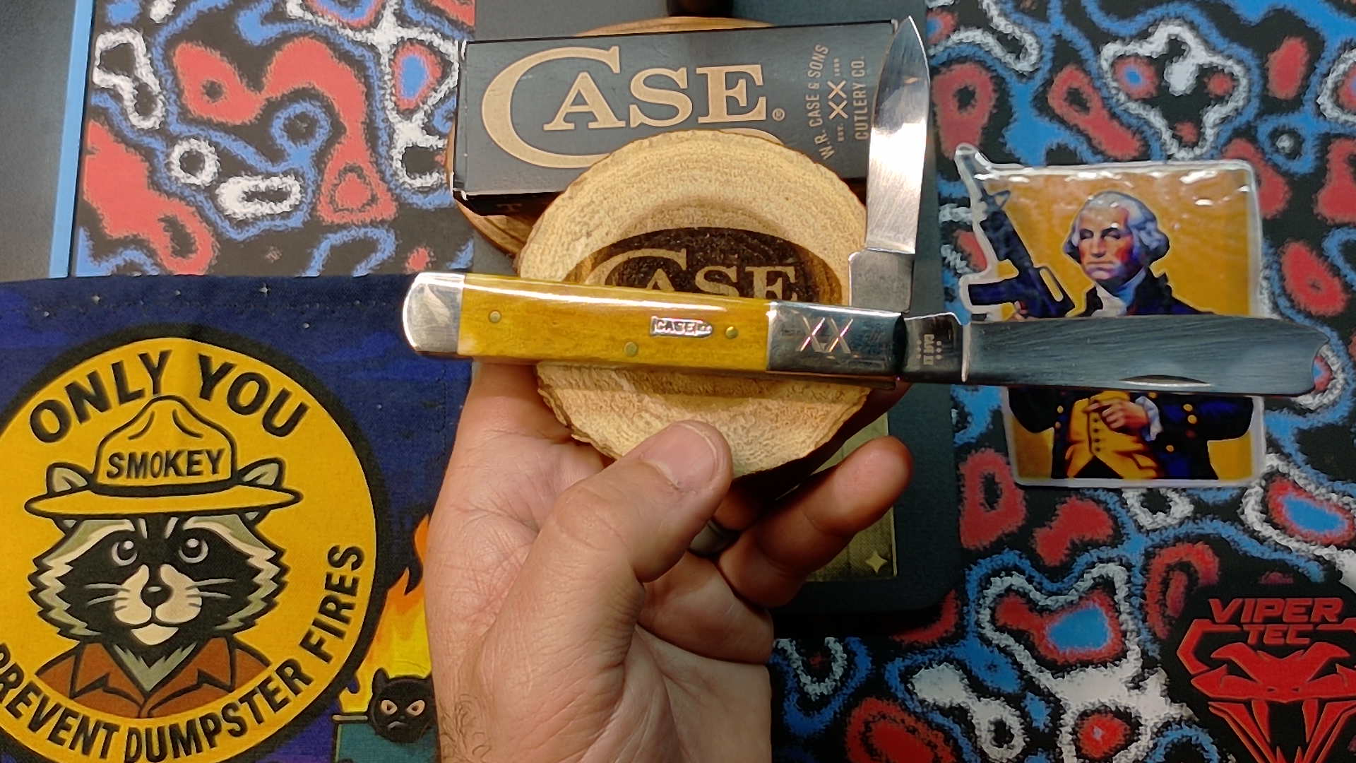 Case XX Smooth Antique Bone Razor Jack (61051 SS) - "Tested XX" Engraved Bolsters - NIB