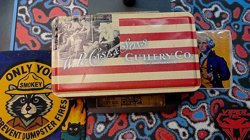 2004 Case XX Red Jigged Bone Mini Trapper (6207 SS) - Limited Edition Patriotic Gift Tin