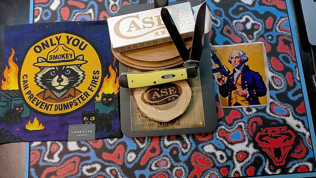 Case XX 30114 Trapper - Smooth Yellow Synthetic - 1095 Carbon Steel with Pocket Clip (NIB)