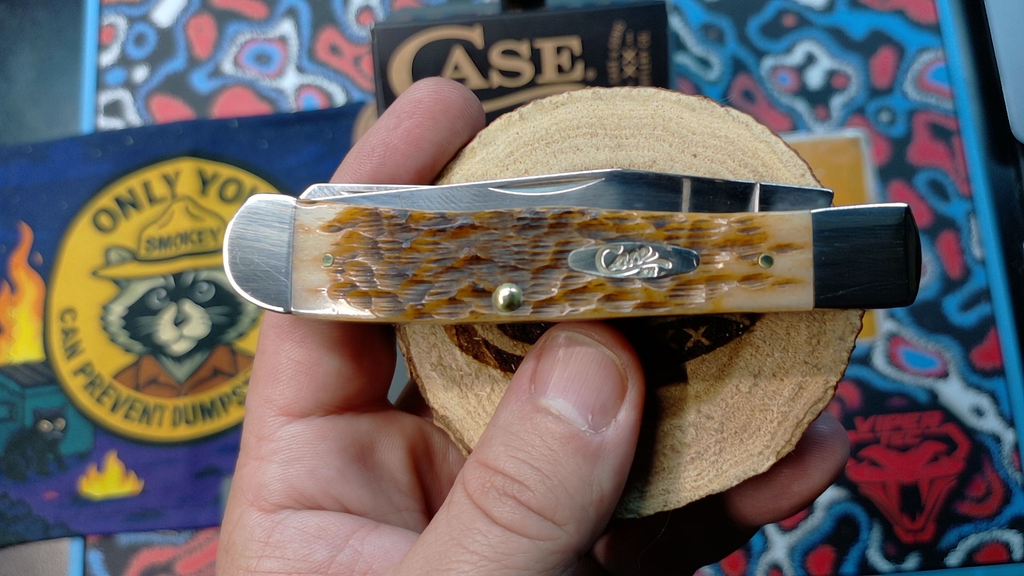 Case XX 06540 Trapper - Peach Seed Jigged Amber Bone - Stainless Steel with Pocket Clip (NIB)