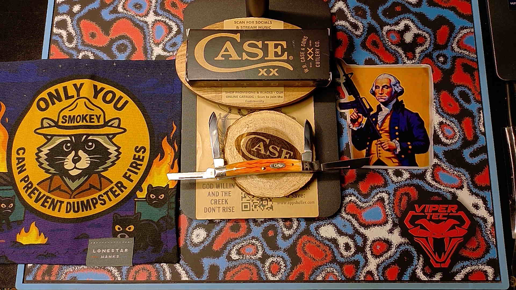 Case 2024 Small Congress  VAULT PATTERN CAYENNE BONE! NIB. Crandall Jigged handle, XX engraved bolsters. 4 Mirror Tru-Sharp Blades: Sheepsfoot, Spear, Pen, Coping. USA Rarity.