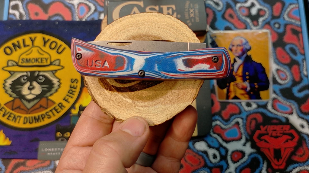 🟥⬜🟦 Case XX CA66386 Crossroads Sod Buster Jr S35VN - Red, White & Blue G-10 (NIB)