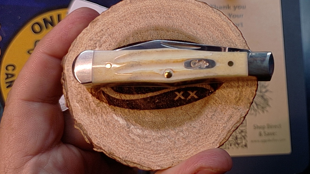 W.R. Case & Sons Burnt Natural Bone Small Swell Center Jack 25191 NIB