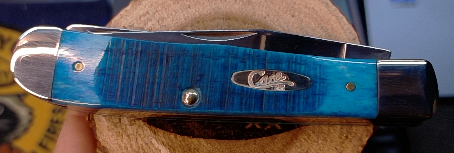 W.R. Case & Sons  25592 Caribbean Blue Bone Trapper Saw Cut