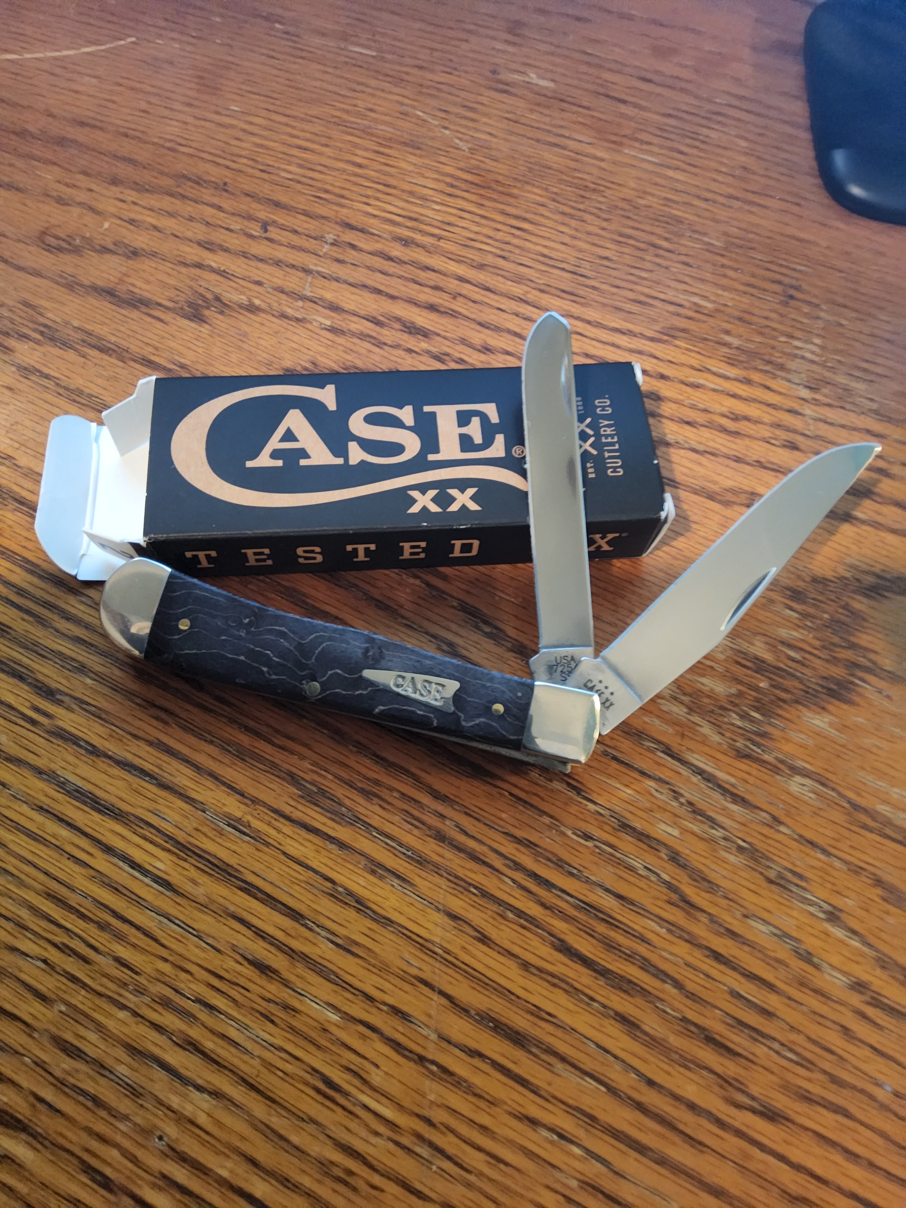 Case XX 11010 Gray Birdseye Maple Trapper (7254 SS) - Discontinued Collector’s Edition